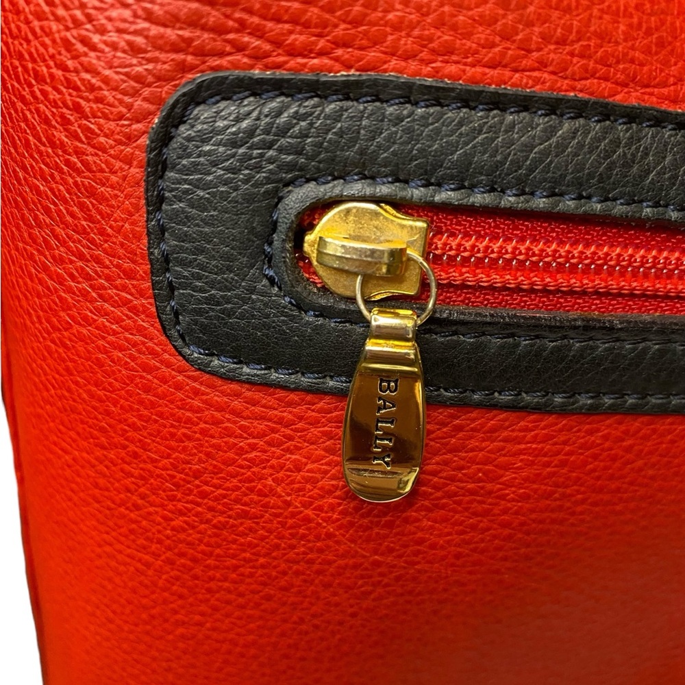 Bally Red/Black Leather Dual Hand with Turn-Lock Top Handle Tote - Picture 7 of 16